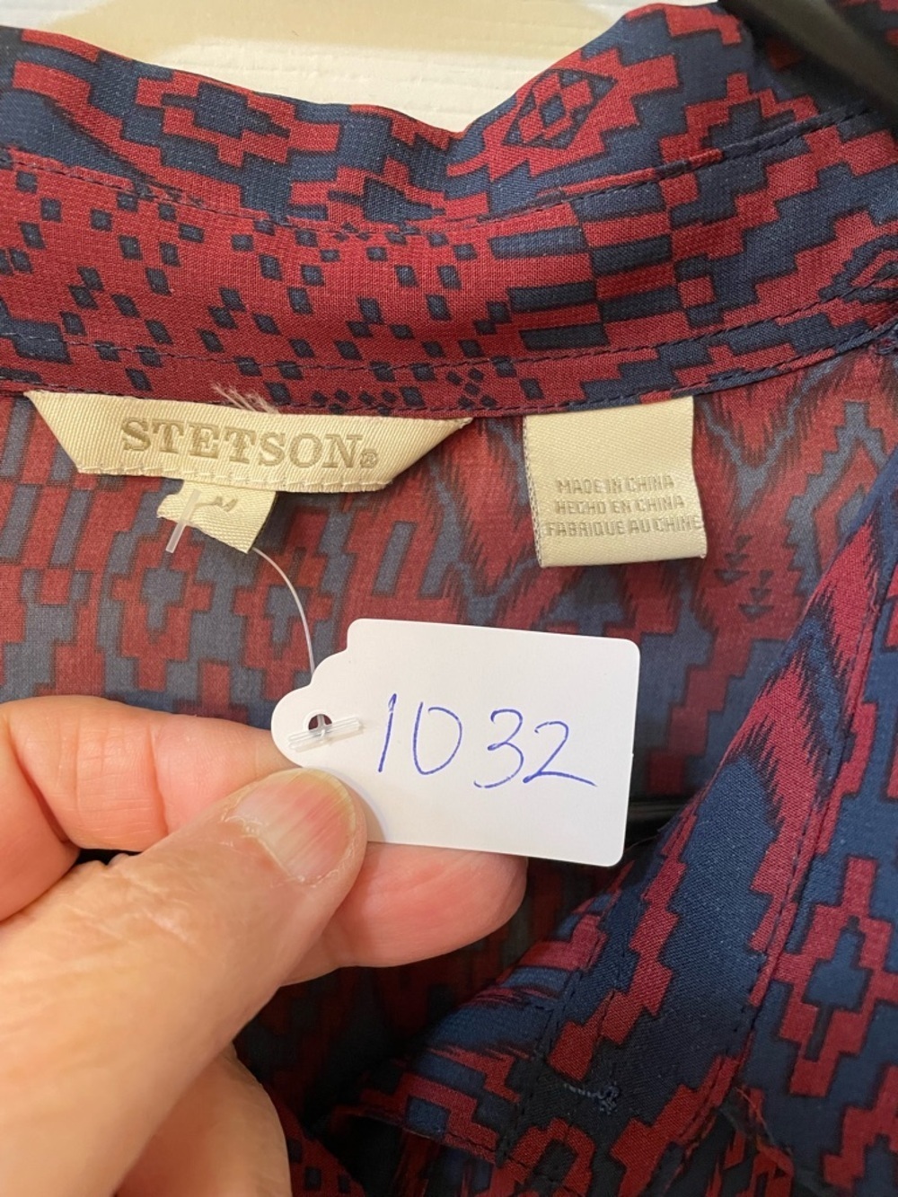 Stetson Western Aztec Sheer Blouse Size M Red Navy Button Up - Picture 5 of 5